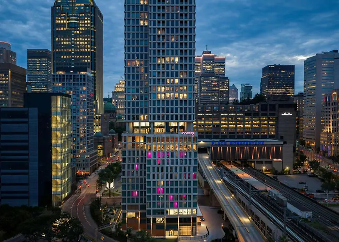 Moxy Montreal Downtown Hotel